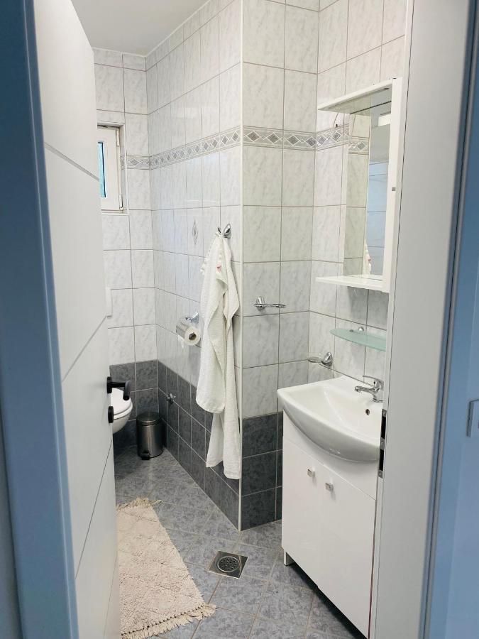 Apartmani Adriana Lakmartin Luaran gambar