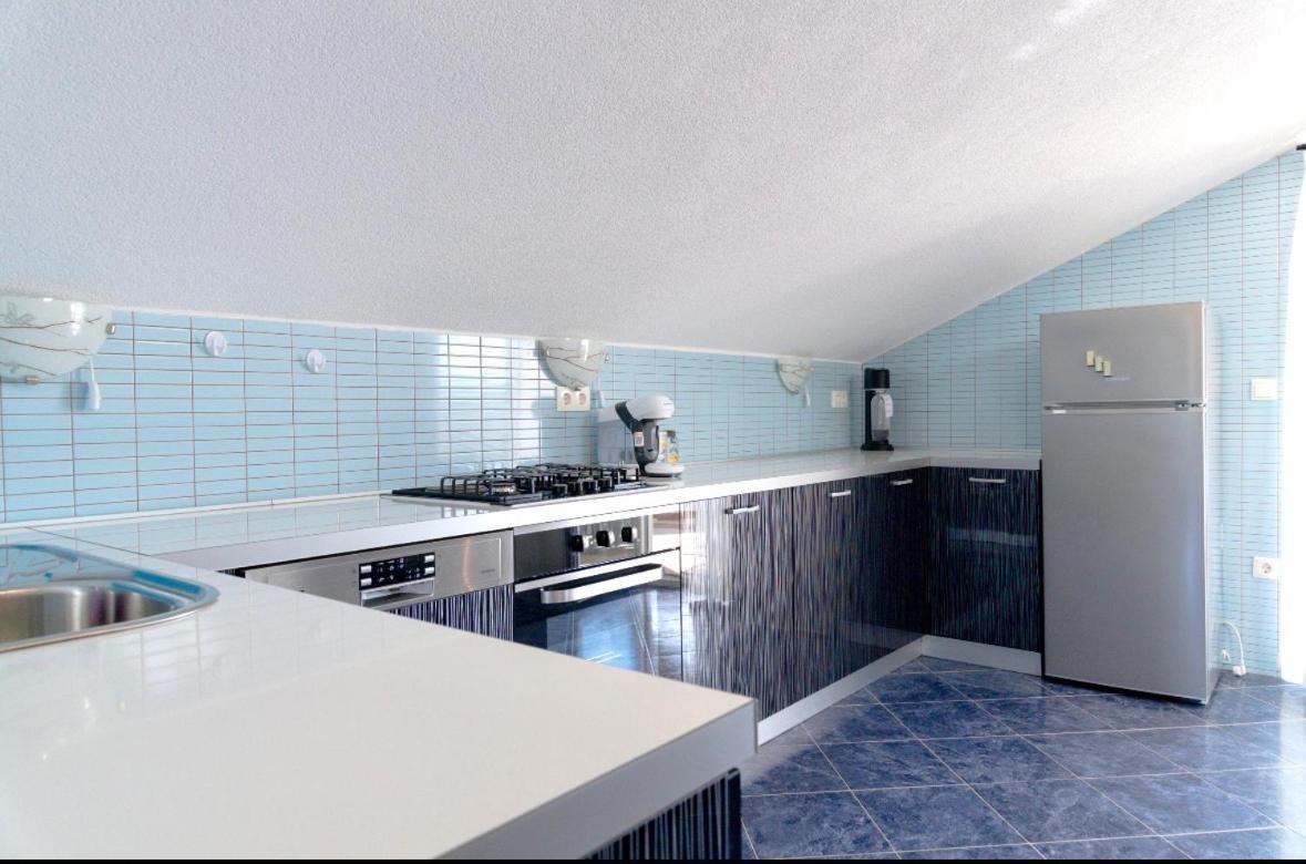 Apartmani Adriana Lakmartin Luaran gambar